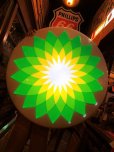 画像18: 【店舗引き取り限定】 Vintage Advertising BP British Petroleum Old Logo Lighted Store Sign (B841)