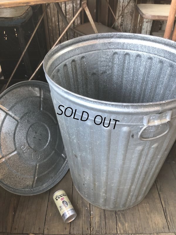 画像3: Vintage Galvanized Steel Metal Garbage Trash Can (B859)