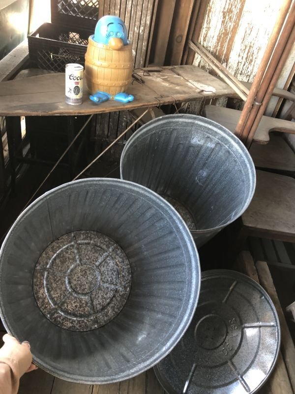 画像12: Vintage Galvanized Steel Metal Garbage Trash Can (B858)