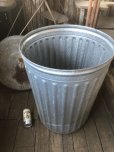 画像5: Vintage Galvanized Steel Metal Garbage Trash Can (B859)