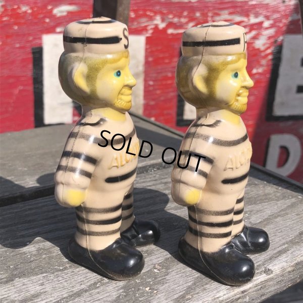 画像8: Vintage Alcatraz Souvenir Inmate Prisoners Salt & Pepper Shakers (B893)