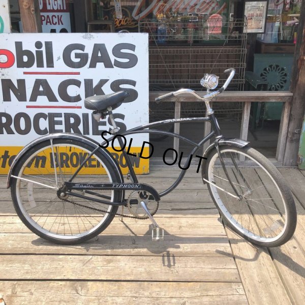 画像1:  【店舗引き取り限定】60s Vintage Schwinn Typhoon Bicycle 26” w /  Head Light (B908)