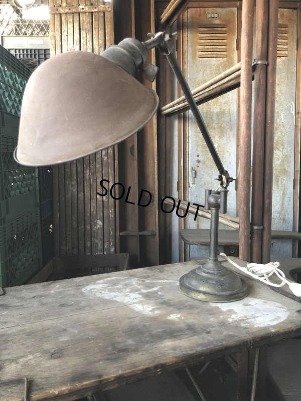 画像12: Vintage Industrial 2-Arm Lamp GE (B923)