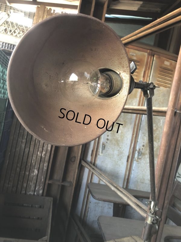 画像10: Vintage Industrial 2-Arm Lamp GE (B923)