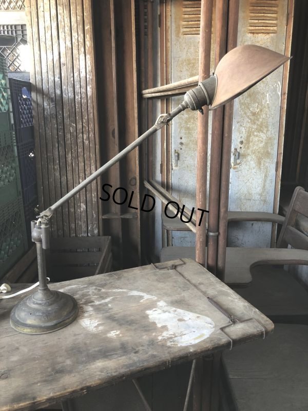 画像15: Vintage Industrial 2-Arm Lamp GE (B923)