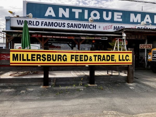 画像1: 【店舗引き取り限定】Vintage Advertising MILLERSBURG Feed Store Sign Huge ! 4m76cm (B935)