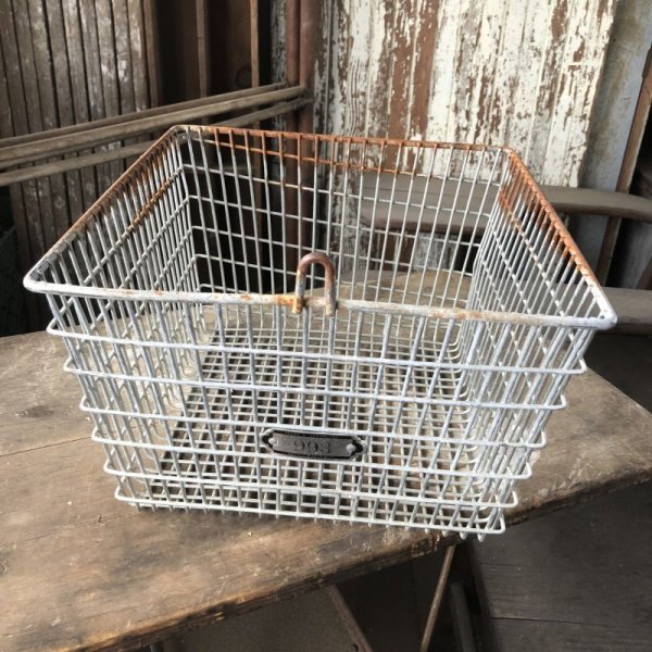 画像1: Vintage Frank D Cohan Gym Locker Metal Wire Basket #993 (B960)