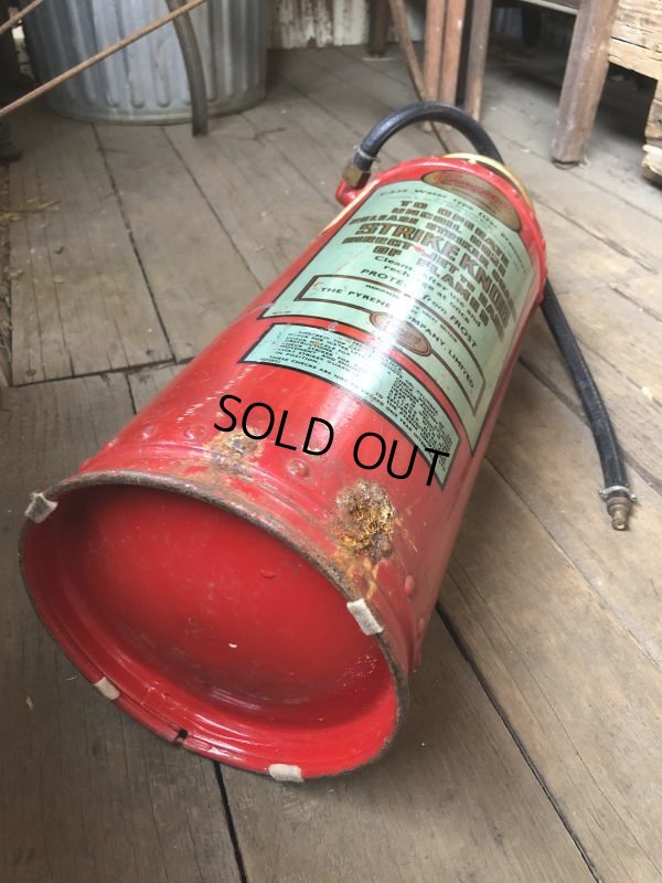 画像5: Vintage Conquest Fire Extinguisher (B968)