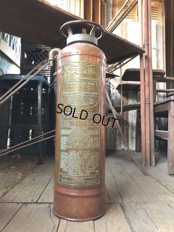 画像1: Vintage Foamite Brass Fire Extinguisher (B970)