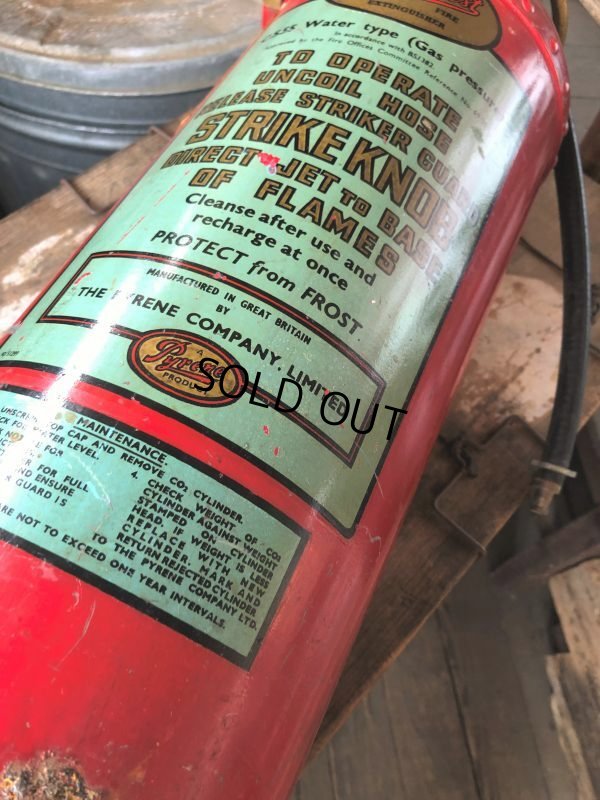 画像12: Vintage Conquest Fire Extinguisher (B968)
