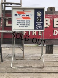 Vintage Stant Gas Oil Radiator Caps Gas Station Metal Display Cabinet (M018)