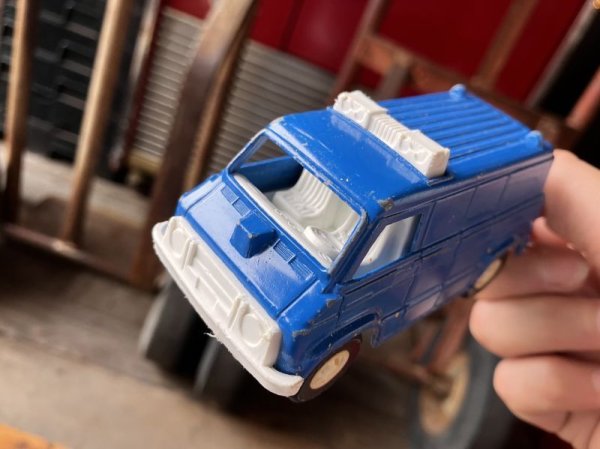 画像1: Vintage Tootsietoys POLICE VAN (M015) 