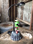 画像4: 90s Vintage Looney Tunes Marvin the Martian Bobblehead Desk Lamp (B995) 