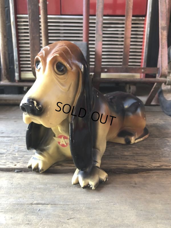 画像1: 60s Vintage FLYING A Gasoline Axelrod Basset Hound Advertising Coin Bank (M024)