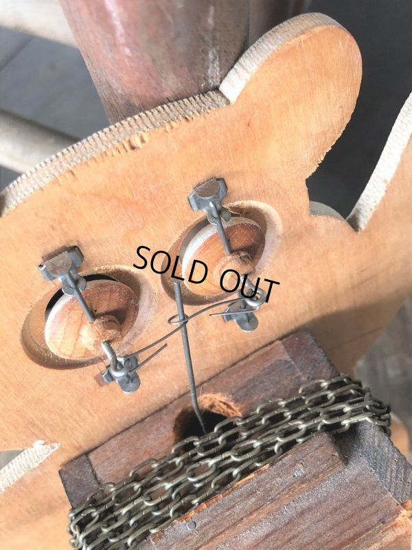 画像13: 50s Vintage Teddy Snow Crop Orange Juice Weight Driven Clock (M035)