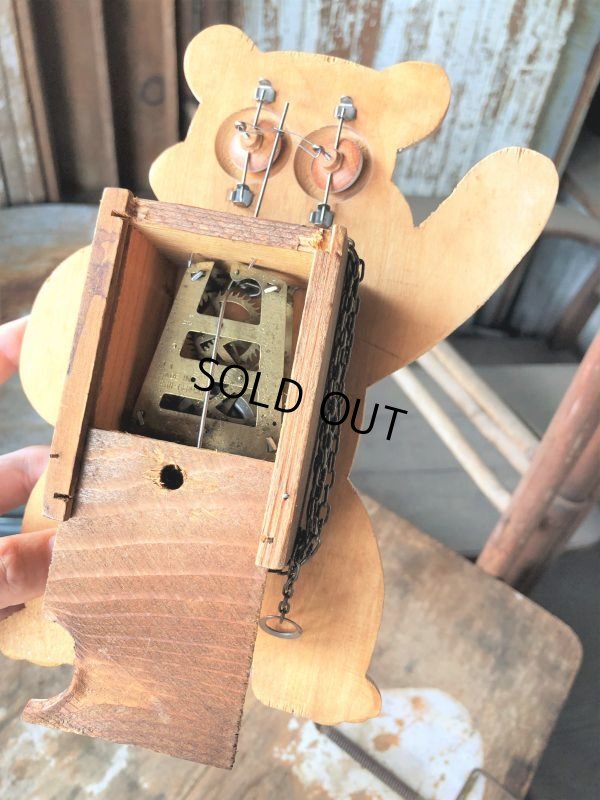 画像11: 50s Vintage Teddy Snow Crop Orange Juice Weight Driven Clock (M035)