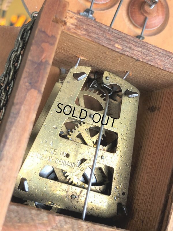 画像12: 50s Vintage Teddy Snow Crop Orange Juice Weight Driven Clock (M035)