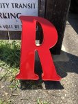 画像1: Vintage Advertising Store Display Letters Sign / Red “ R ” (M054)  (1)