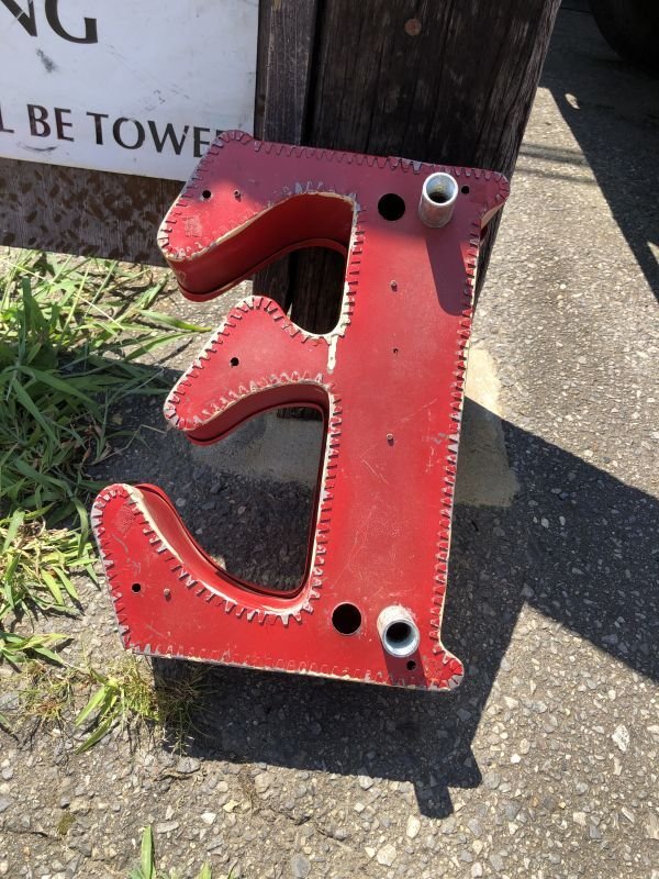 画像4: Vintage Advertising Store Display Letters Sign / Red “ E ” (M052)