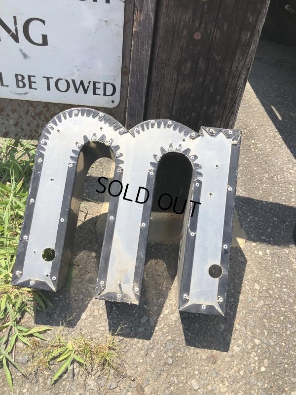 画像3: Vintage Advertising Store Display Letters Sign “ m ” (M042) 