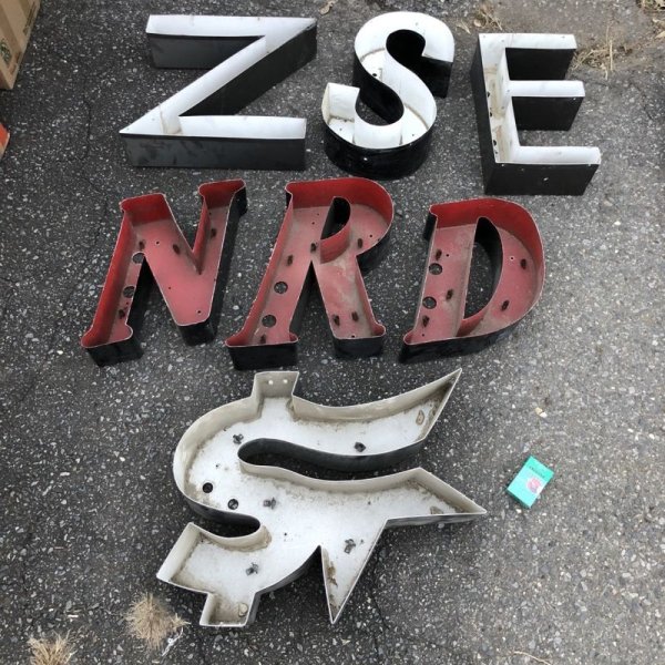 画像6: Vintage Advertising Store Display Letters Sign “ $ ” (M011)