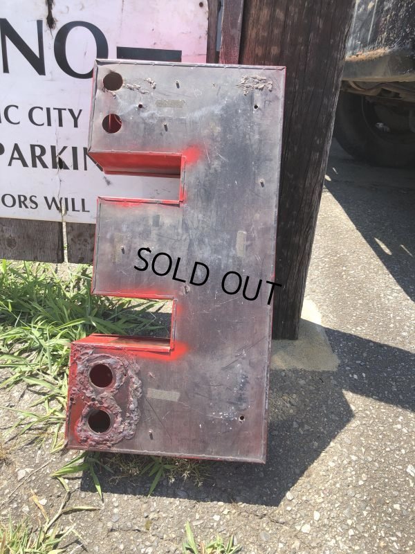 画像5: Vintage Advertising Store Display Letters Sign / Red “ BIG E ” (M045)