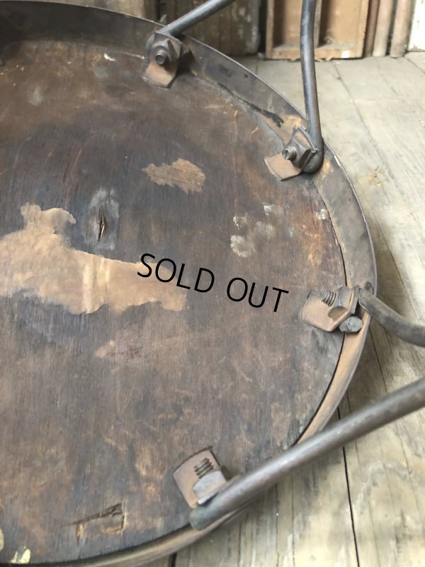 画像7: 1900s Antique ROYAL M.M CO CHICAGO Ice Cream Parlor Stool Twisted Iron Legs (M203) 