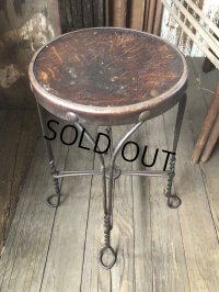 1900s Antique ROYAL M.M CO CHICAGO Ice Cream Parlor Stool Twisted Iron Legs (M203) 