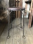 画像3: 1900s Antique ROYAL M.M CO CHICAGO Ice Cream Parlor Stool Twisted Iron Legs (M203) 