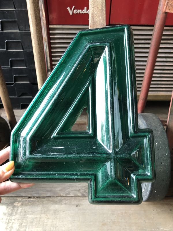 画像1: Vintage USA Original Movie Theatre Marquee Letter Signs “ 4 ”  (M256) 