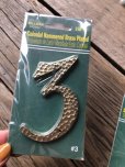 画像1: Vintage Hillman 3-Inch Colonial Hammersd Brass Plated House Number 3 (M213)  (1)