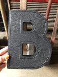 画像1: Vintage USA Original Movie Theatre Marquee Letter Signs “ B ”  (M246)  (1)