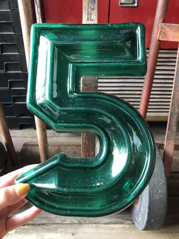 画像1: Vintage USA Original Movie Theatre Marquee Letter Signs “ 5 ”  (M257) 