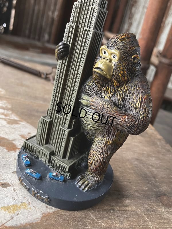 画像2: Vintage King Kong Empire State Building New York Souvenir Statue (M317) 