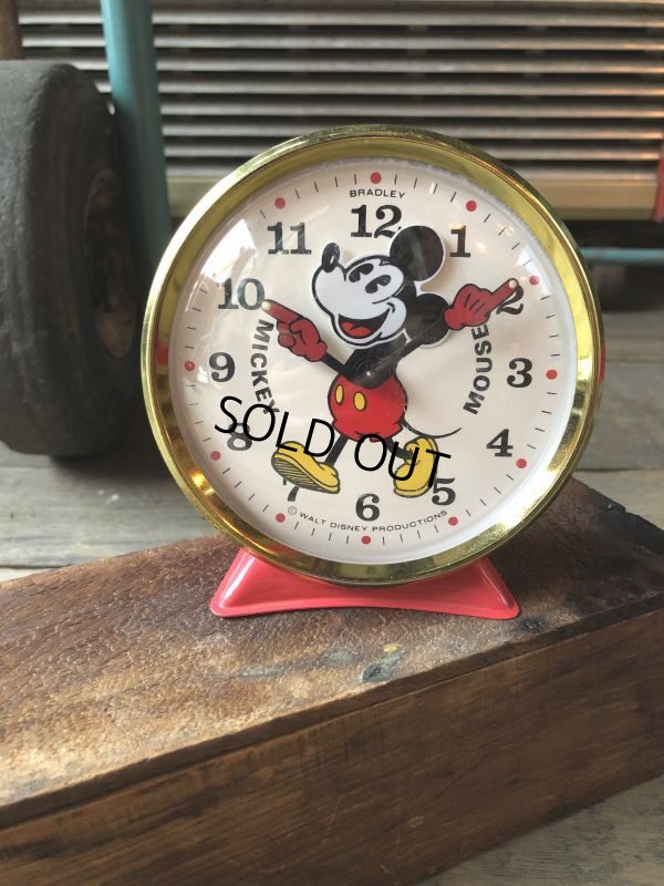 画像2: 70s Vintage Bradley Disney Mickey Mouse Animated Action Alarm Clock (M368)