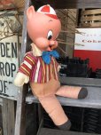 画像2: 60s Vintage Mattel Pull String Talking Porky Pig (M371) (2)