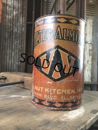 Vintage  V.V Nut SALTED ALMONDS Can (M433)