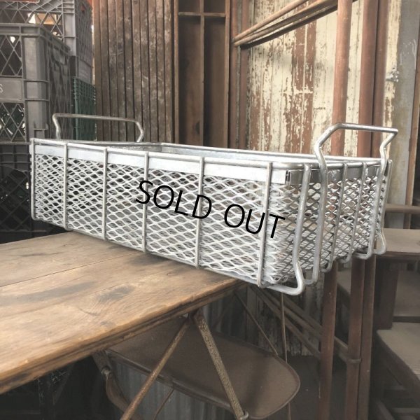 画像6: Vintage Industrial 2 Handles Metal Wire Mesh Basket (M440)