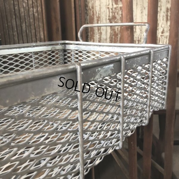 画像10: Vintage Industrial 2 Handles Metal Wire Mesh Basket (M440)