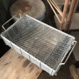 画像7: Vintage Industrial 2 Handles Metal Wire Mesh Basket (M440)