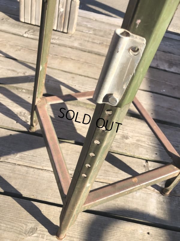 画像5: Vintage Industrial Iron Stool (M457)