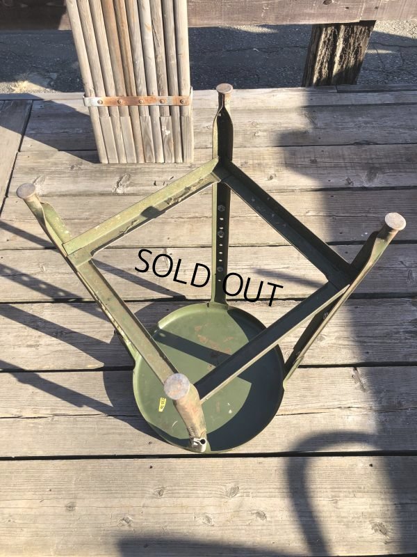 画像10: Vintage Industrial Iron Stool (M457)