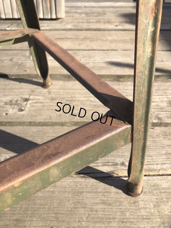 画像8: Vintage Industrial Iron Stool (M457)