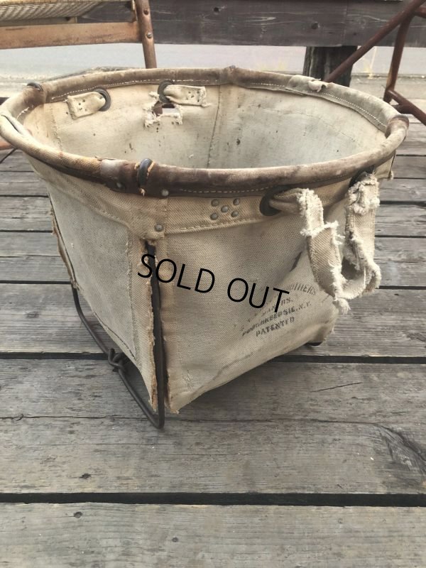 画像1: Vintage Industrial Laundry Canvas Basket (M463)