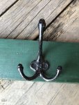 画像10: Antique U.S.A . 5 Iron Hooks Rack Wooden Wall Mounted Coat Hanger (M463)