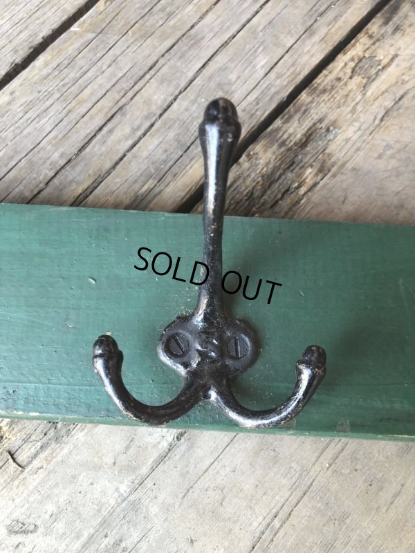 画像10: Antique U.S.A . 5 Iron Hooks Rack Wooden Wall Mounted Coat Hanger (M463)