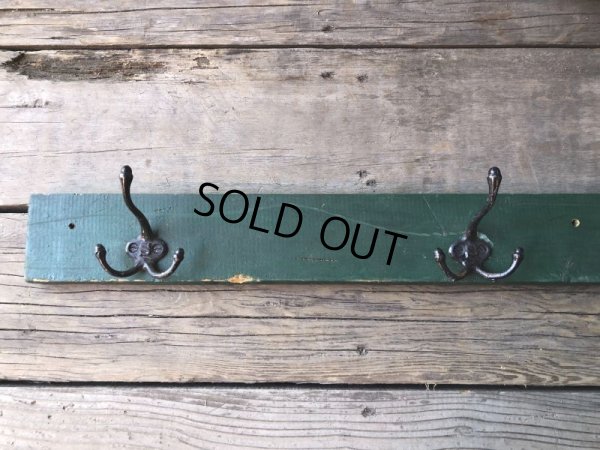 画像8: Antique U.S.A . 5 Iron Hooks Rack Wooden Wall Mounted Coat Hanger (M463)