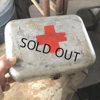 Vintage Hungary ll.SZ.MENTODOBOZ Red Cross First Aid Box (M464)