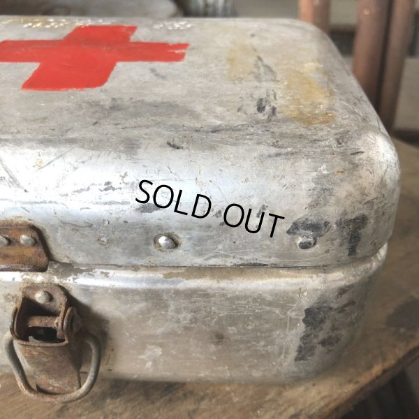 画像12: Vintage Hungary ll.SZ.MENTODOBOZ Red Cross First Aid Box (M464)