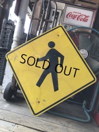 Vintage Road Sign Crosswalk (M535)